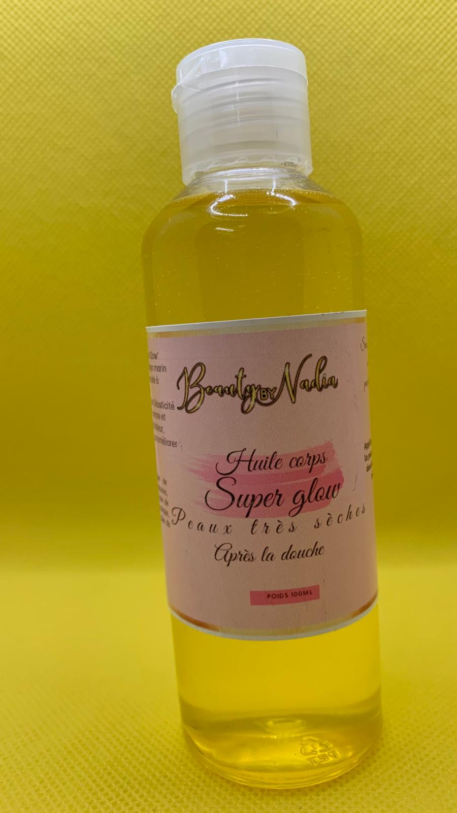 Huile corps 'Super glow' après la douche