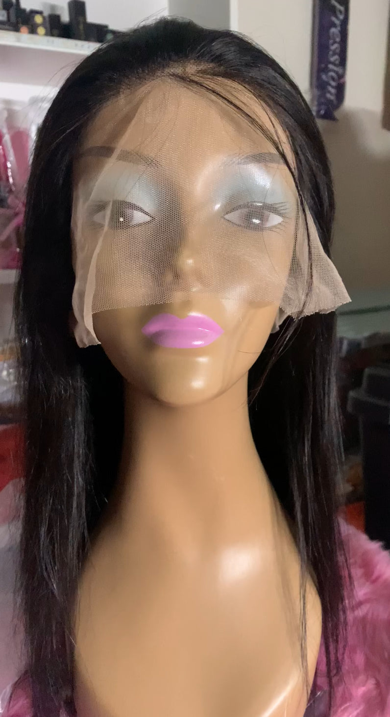 Perruque lisse à lace 13*4