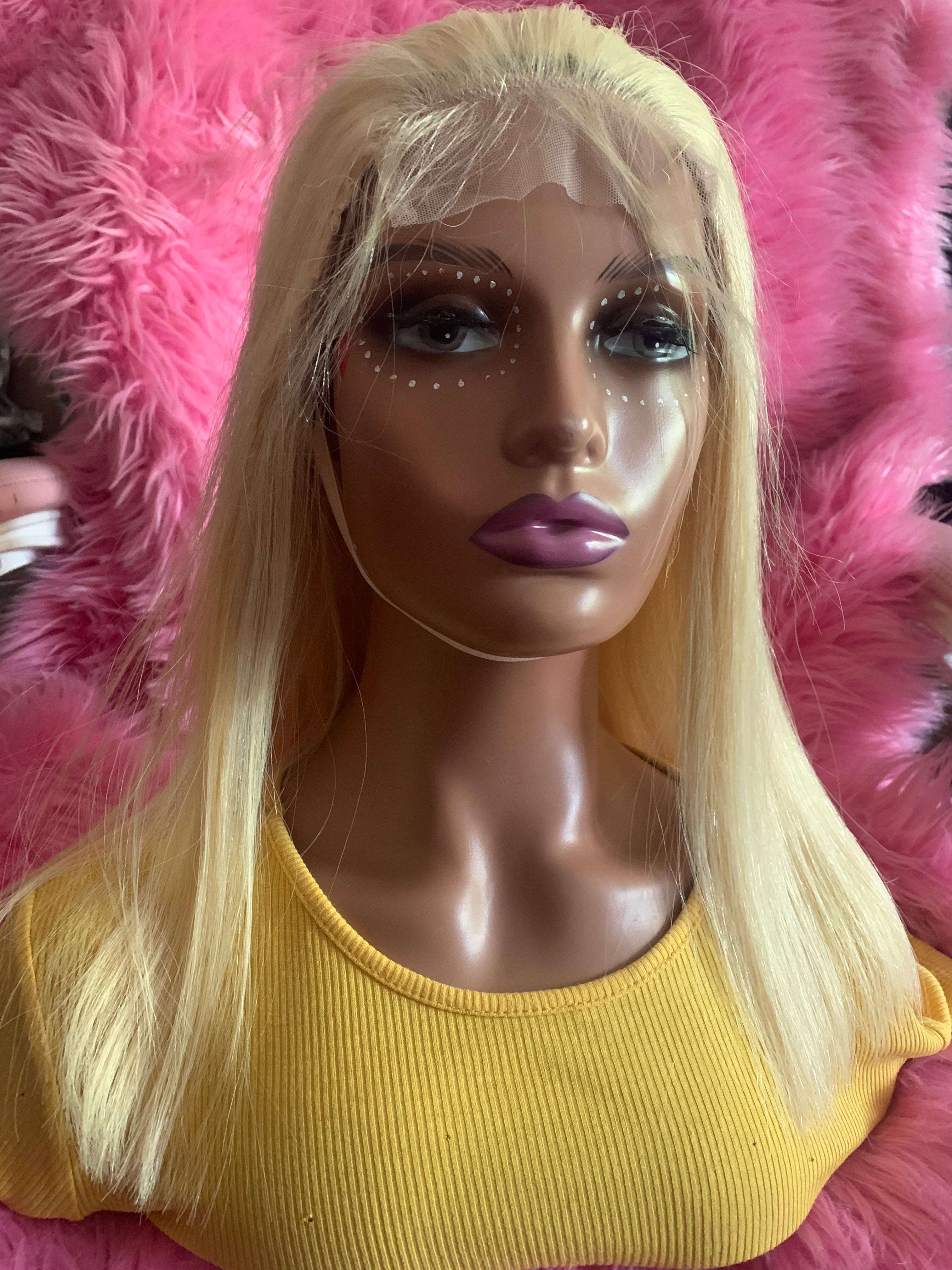 Perruque blonde 16pouces