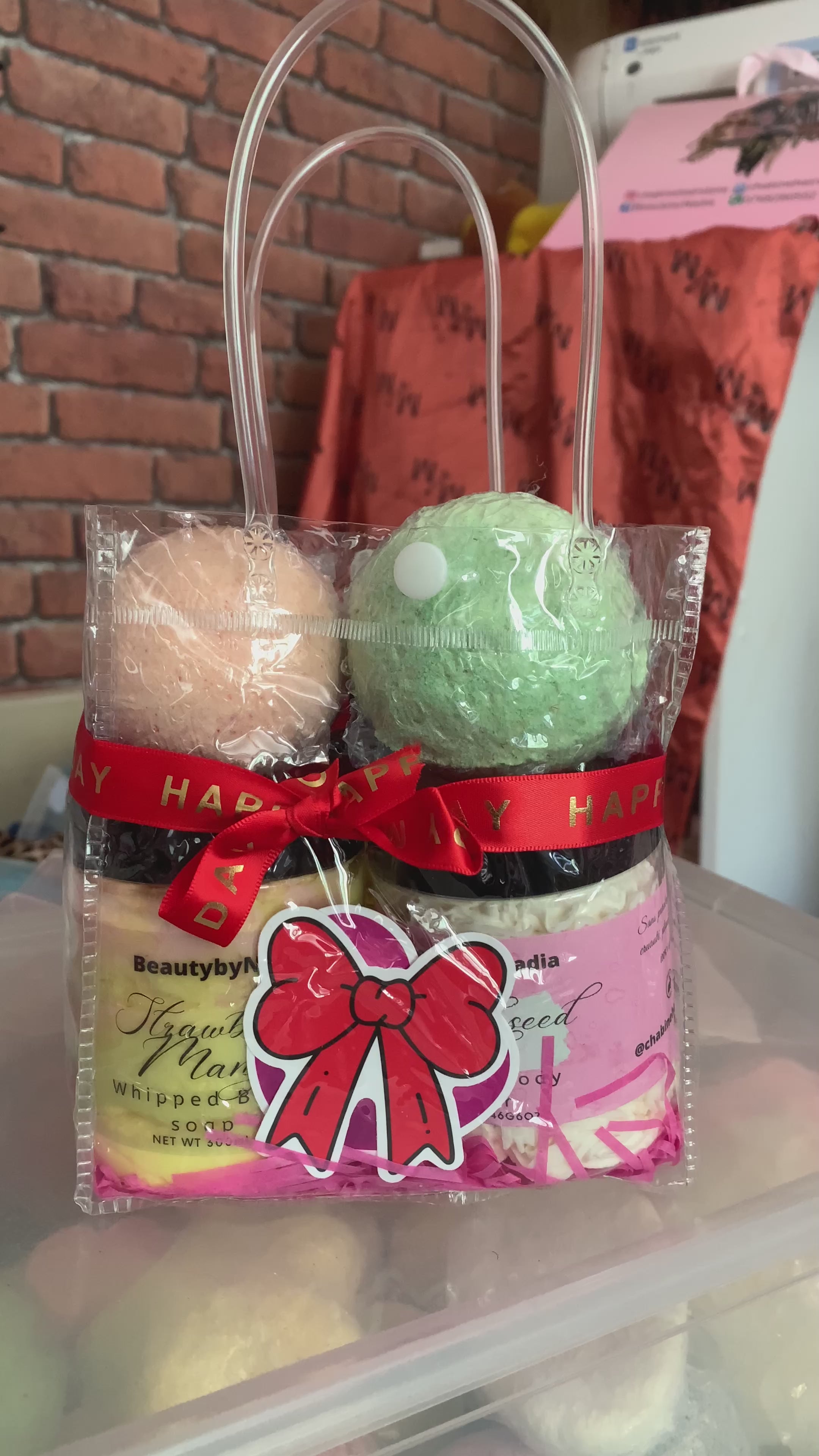 Charger la vidéo : Beauty bag