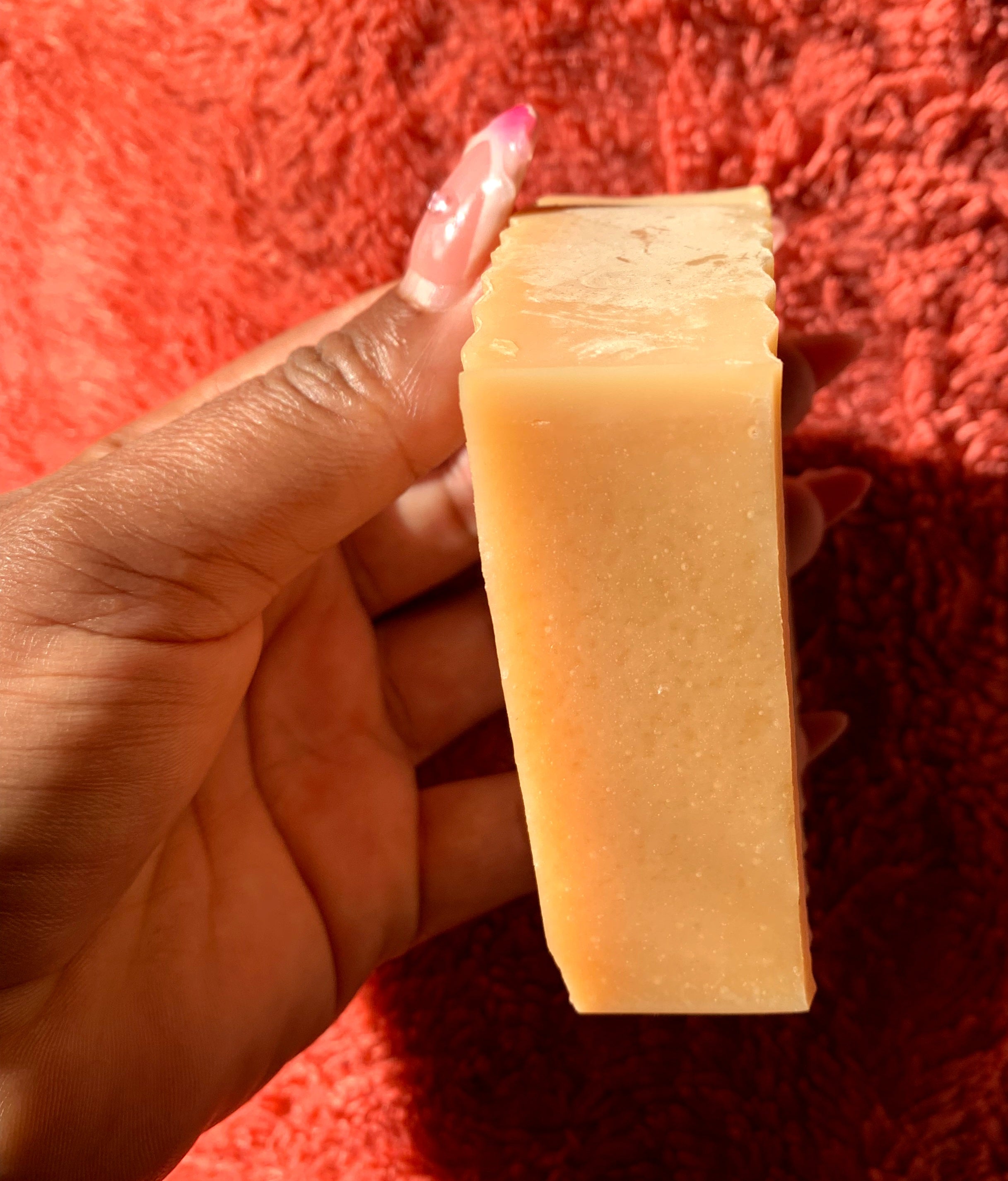 Savon naturel et vegan au lait de coco bio.