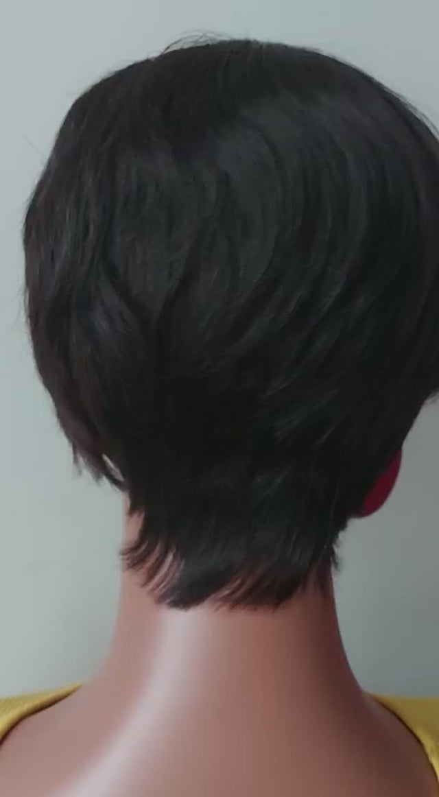 Charger la vidéo : Perruque bob naturel avec frange