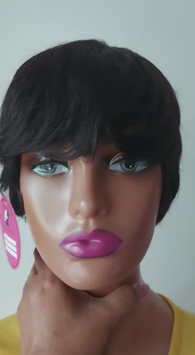 Charger la vidéo : Perruque bob naturel avec frange