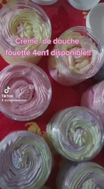 Charger la vidéo : Savon de douche fouetté