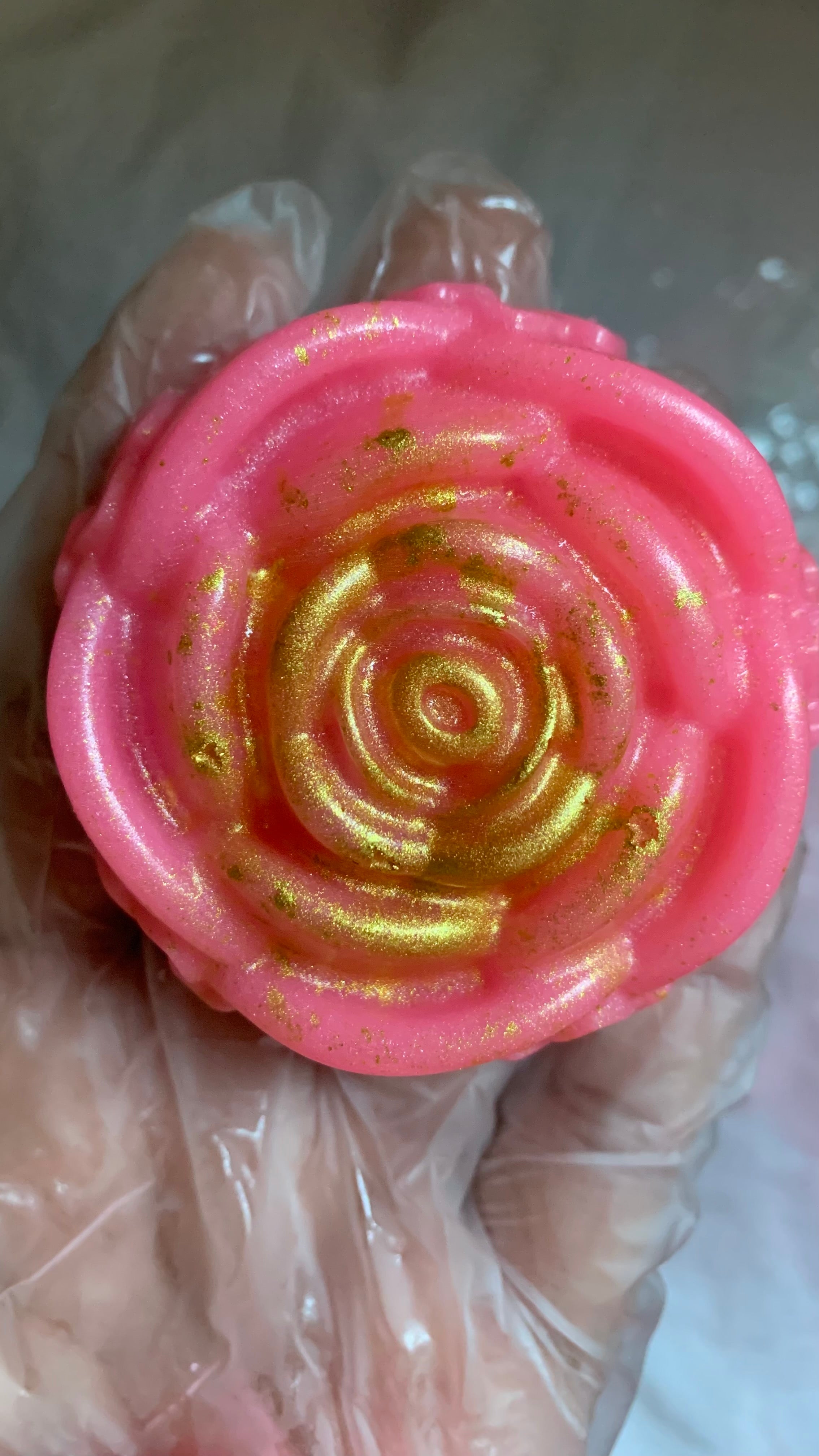 Savon rose 🥀 pour visage et corps